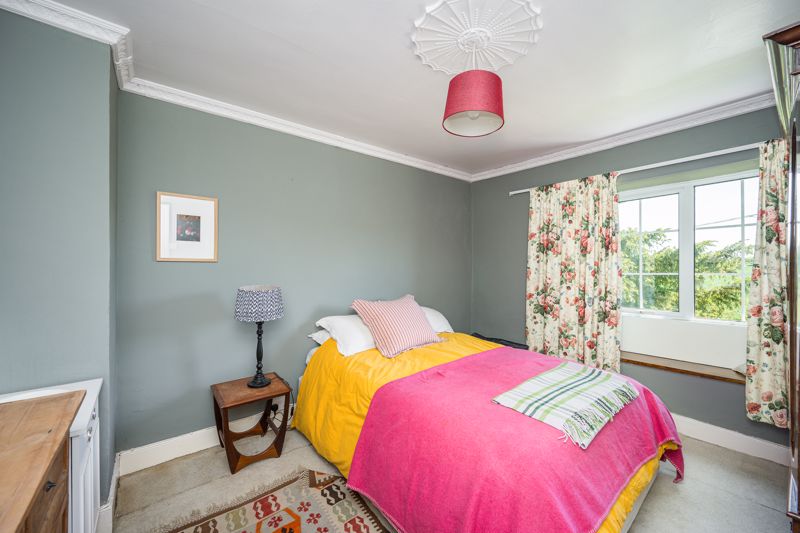 Bedroom- click for photo gallery